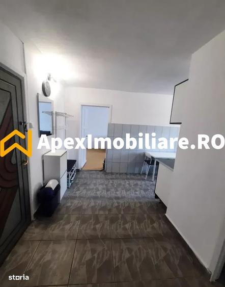 Apartament cu 2 camere decomandat în Aviației — fotografia 2