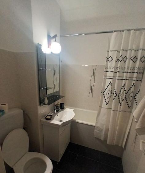 Apartament cu 2 camere semidecomandat în Apărătorii Patriei