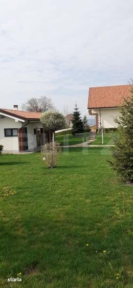 Casă cu 5 camere cu Teren 2743 Mp în Sud