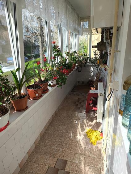 Inchiriez apartament 3 camere zona Banatului - 3