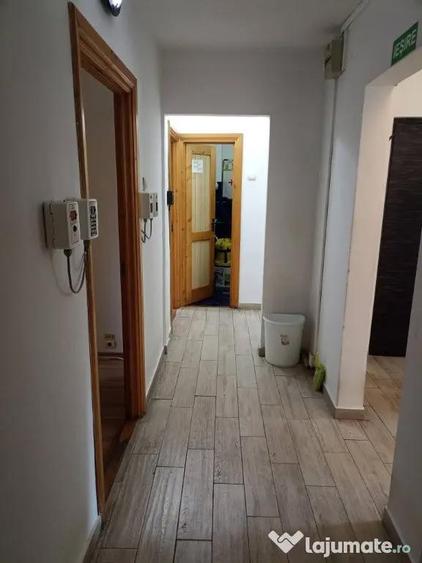 Spațiu comercial, de 78 mp, în Central