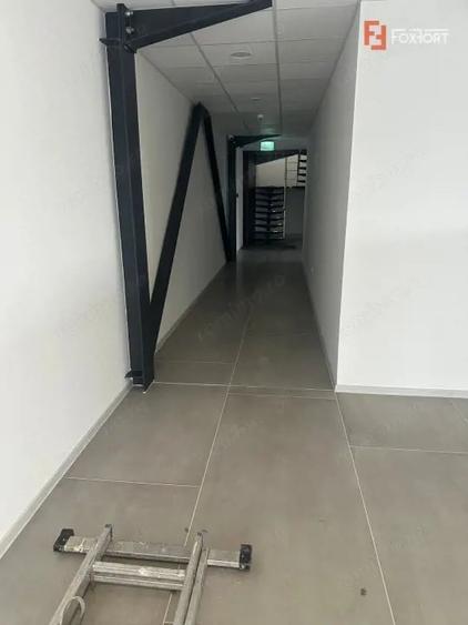 Spațiu comercial, de 500 mp, în Giarmata
