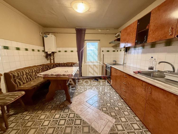 Apartament cu 2 camere semidecomandat, mobilat în Freidorf