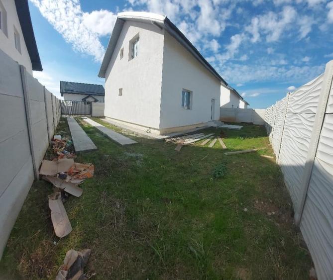 Casă cu 4 camere cu Teren 237 Mp în Central