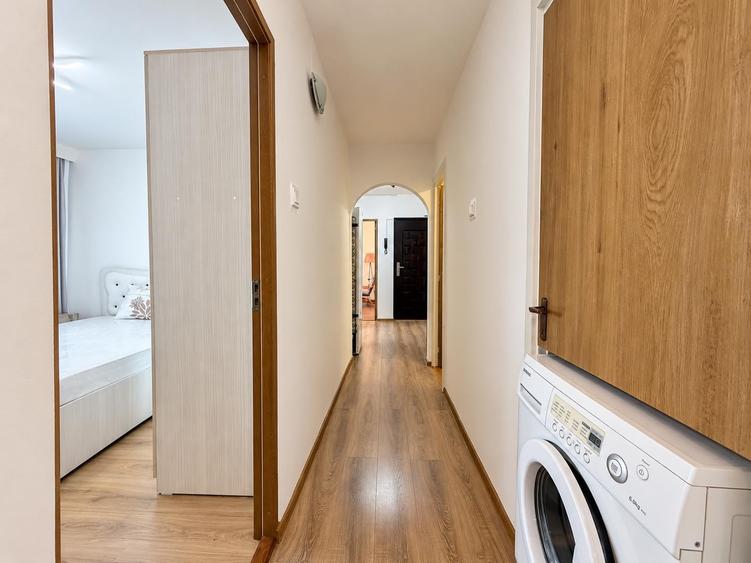Apartament cu 3 camere decomandat, mobilat în Dristor