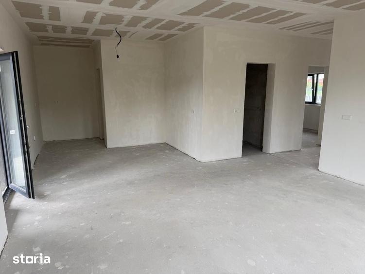 Casă cu 3 camere cu Teren 450 Mp în Lazuri