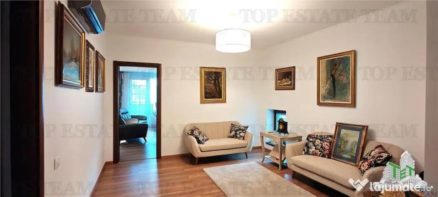 Casă cu 18 camere cu Teren 550 Mp în Domenii