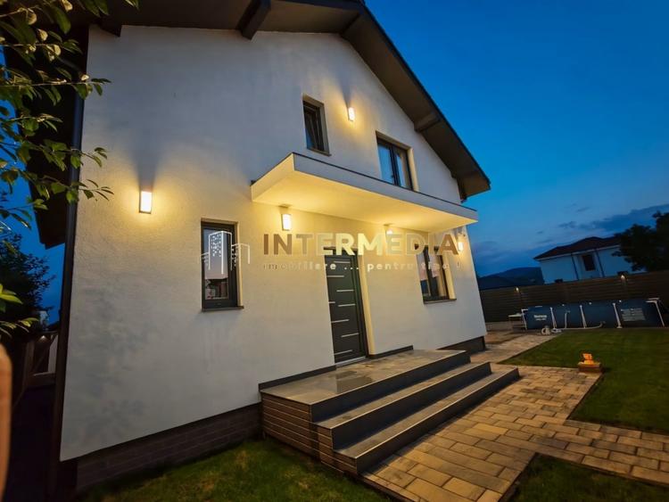 Casă individuală cu 4 camere cu Teren 361 Mp în Micești