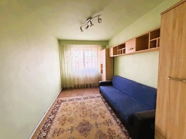 Apartament cu 3 camere decomandat în Nicolae Titulescu