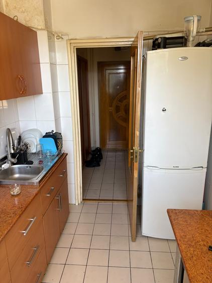 Apartament cu 2 camere semidecomandat în Colentina