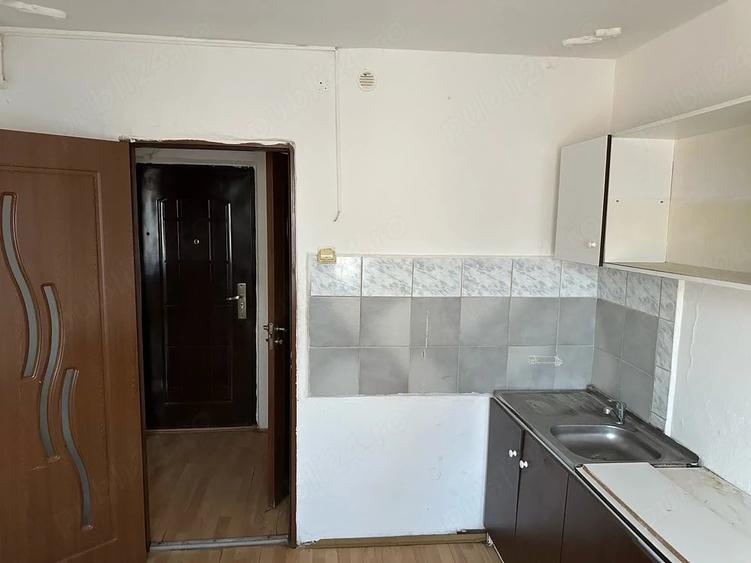 Garsonieră decomandată în Calea Caransebeșului