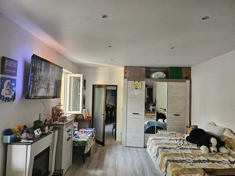 Casă cu 4 camere cu Teren 1767 Mp în Corbeanca