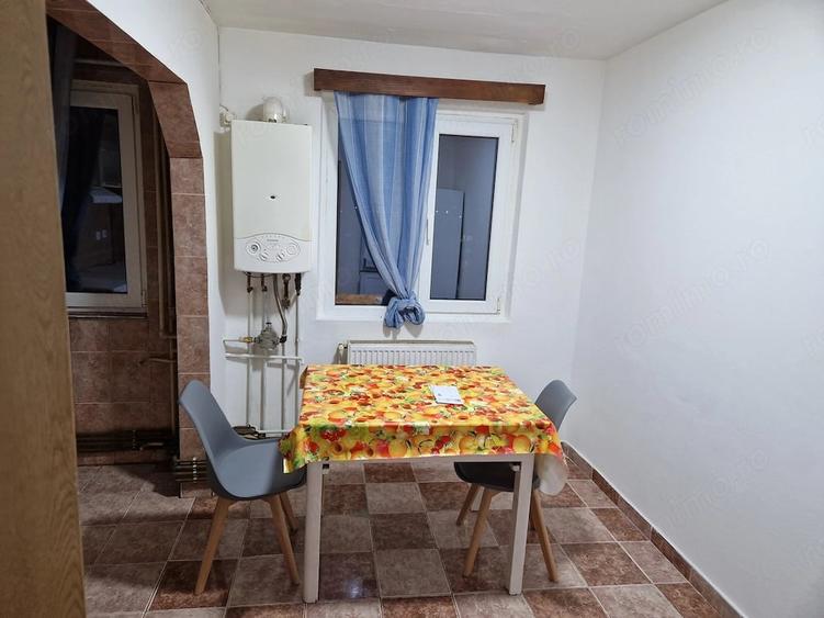 Apartament cu 2 camere nedecomandat în Moroasa 2
