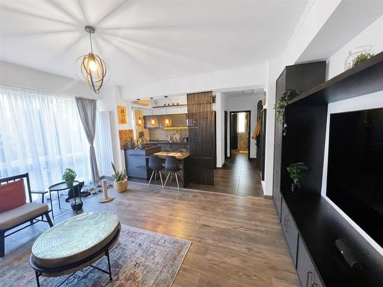 Apartament cu 2 camere decomandat în Iosia