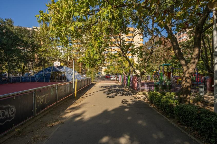 Apartament cu 3 camere decomandat în Unirii
