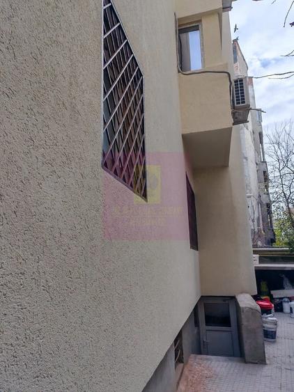 Apartament cu 2 camere decomandat în Foișorul de Foc
