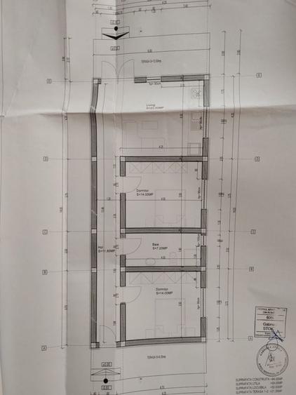 Casă cu 3 camere în Novaci