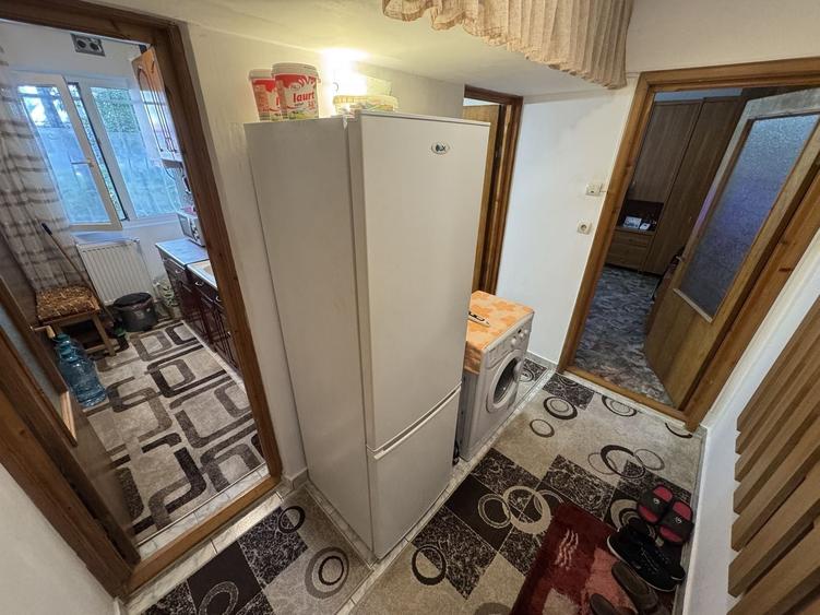 Apartament cu 2 camere semidecomandat, mobilat în Km 4-5