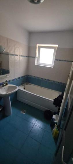 Apartament cu 2 camere semidecomandat în Odăile