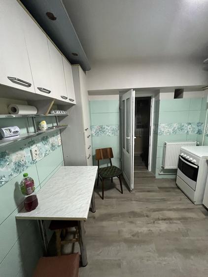 Apartament cu 3 camere decomandat în Sfântu Ilie