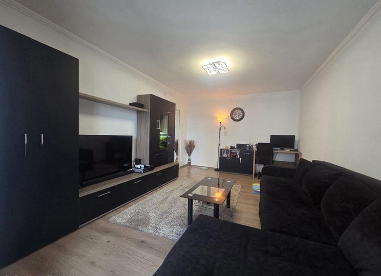 Apartament cu 2 camere decomandat în Găvana