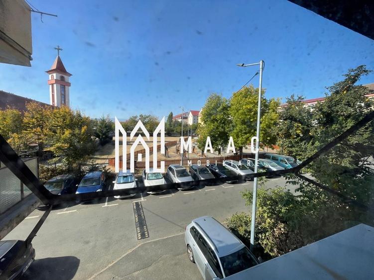 Apartament cu 4 camere decomandat în Vasile Aaron