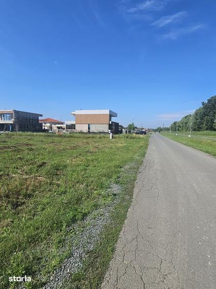 Teren de 1140 mp, în Ghiroda