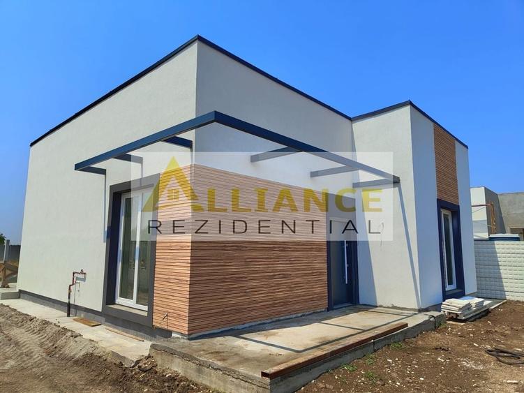 Casa Individuala - 4 camere - 2 bai - 386 mp teren - 3
