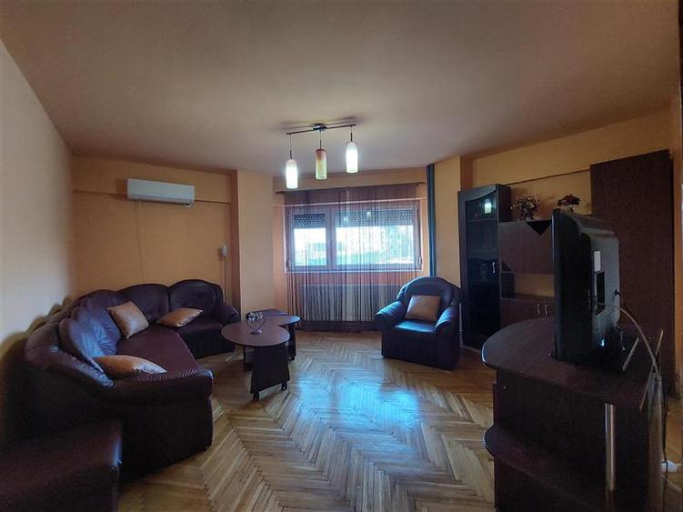 Apartament cu 2 camere decomandat în Aurel Vlaicu