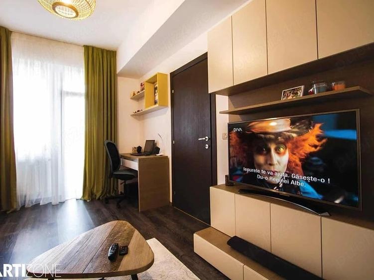 Apartament cu 3 camere decomandat, mobilat în Olteniței