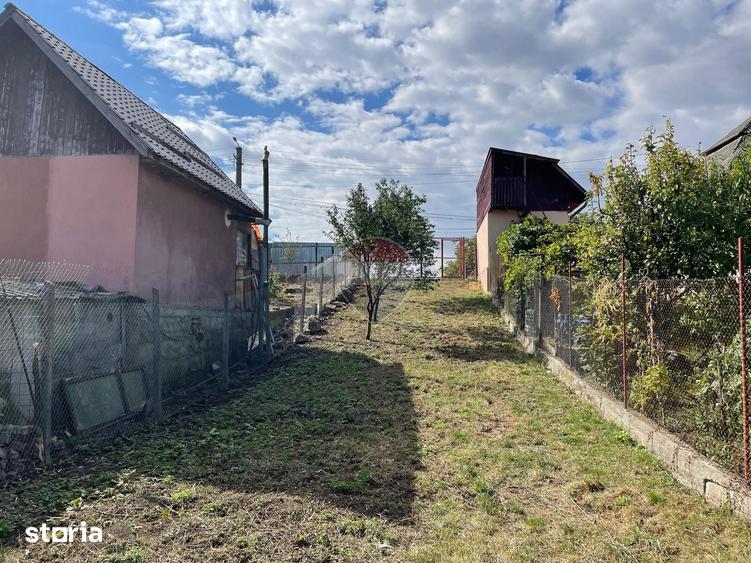Teren de 2500 mp, în Central