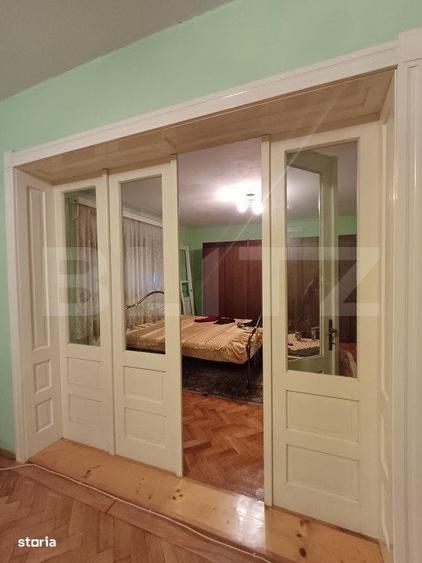 Casă cu 4 camere în Central