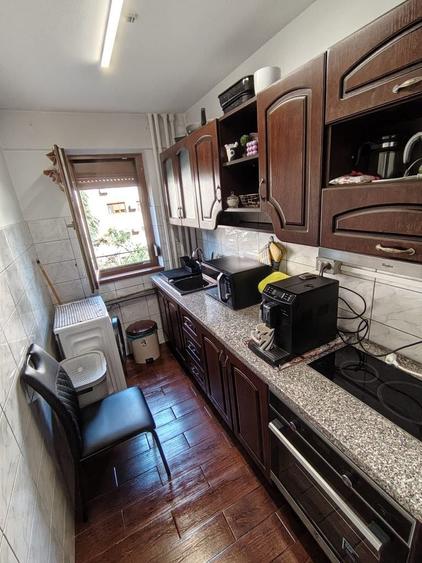 Apartament cu 3 camere semidecomandat în Fortuna