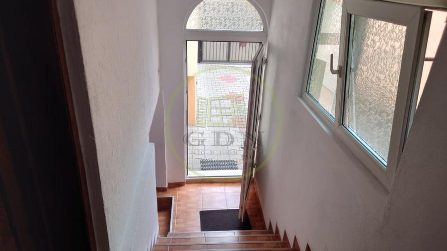 Casă individuală cu 4 camere cu Canalizare în Lupeni