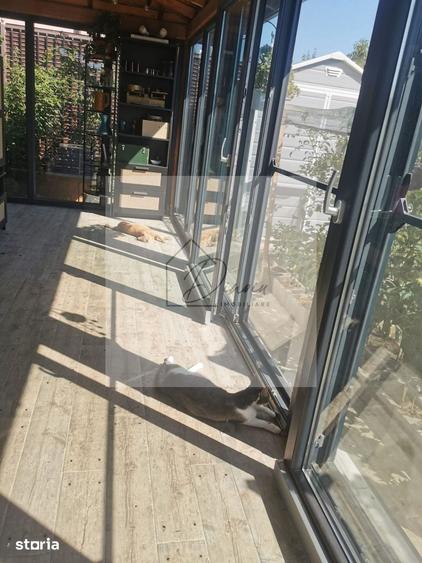 Casă cu 5 camere cu Teren 390 Mp în Vadu Anei