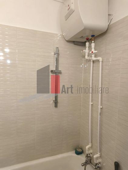Apartament cu 2 camere decomandat în Brâncoveanu