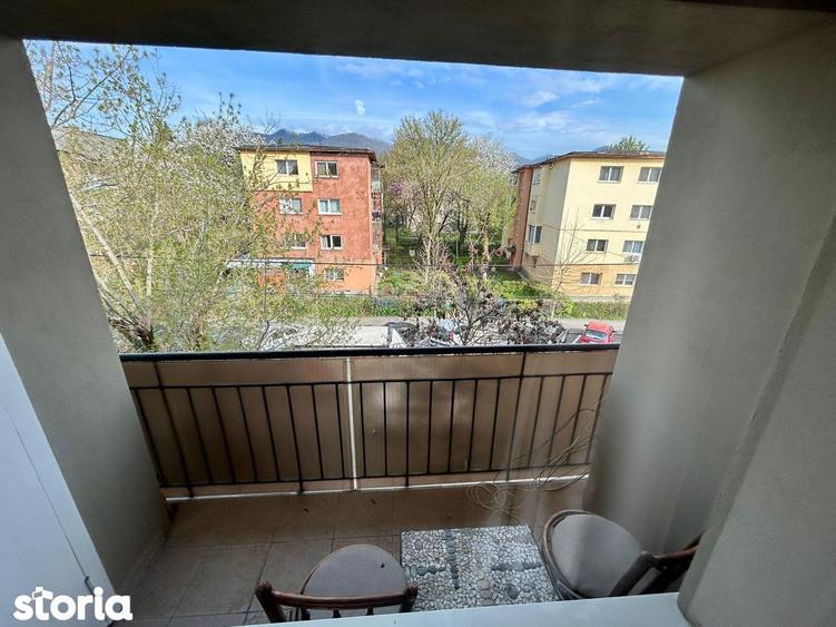Apartament cu 3 camere decomandat în Republicii