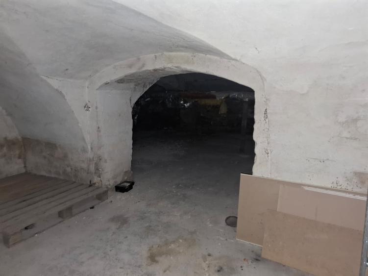 Spațiu comercial, de 330 mp, în Central