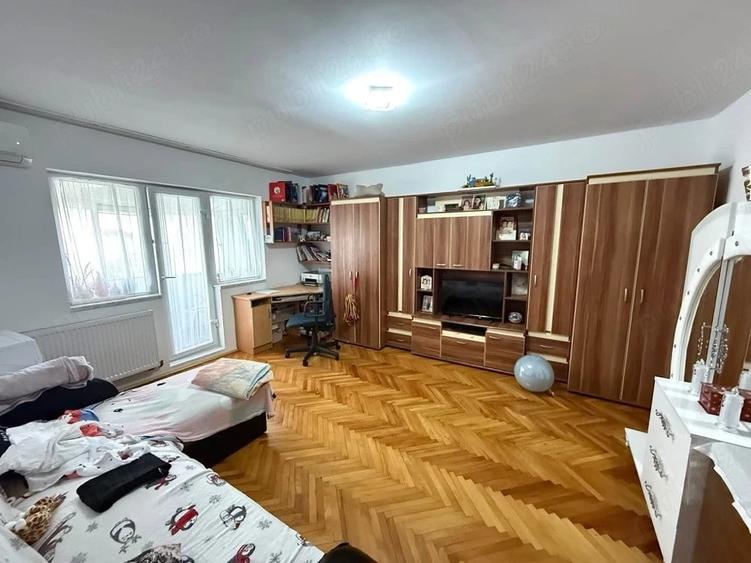 Apartament cu 3 camere decomandat în Calea Aradului