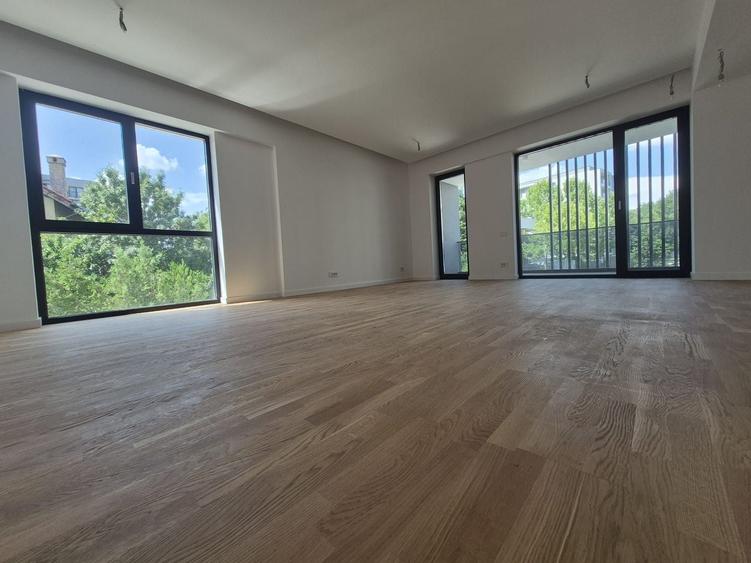 Apartament cu 3 camere decomandat în Iancu Nicolae