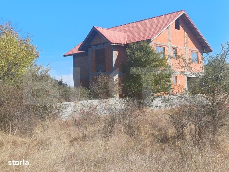 Casă cu 4 camere în Răchiți