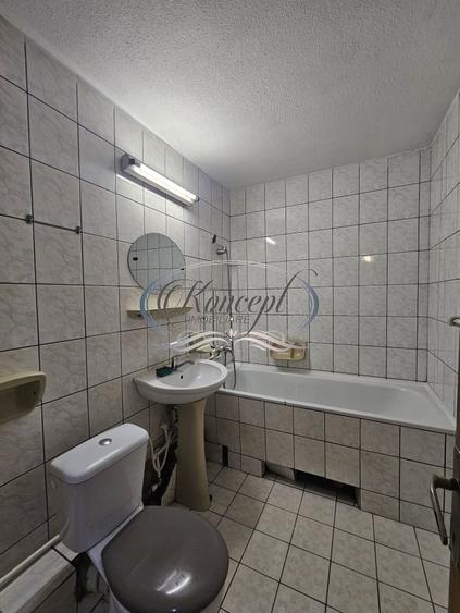 Apartament cu 4 camere decomandat, mobilat în Zorilor
