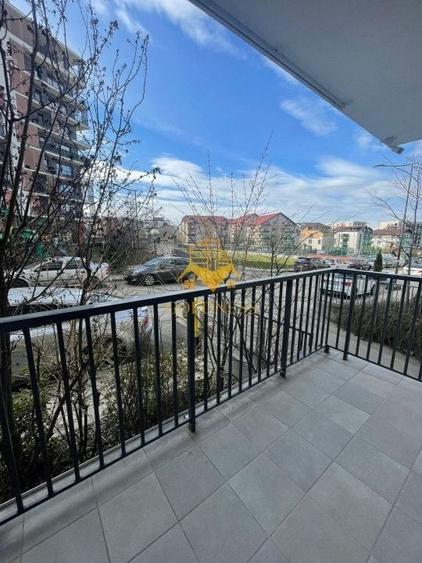 Apartament cu 2 camere semidecomandat, mobilat în Bună Ziua