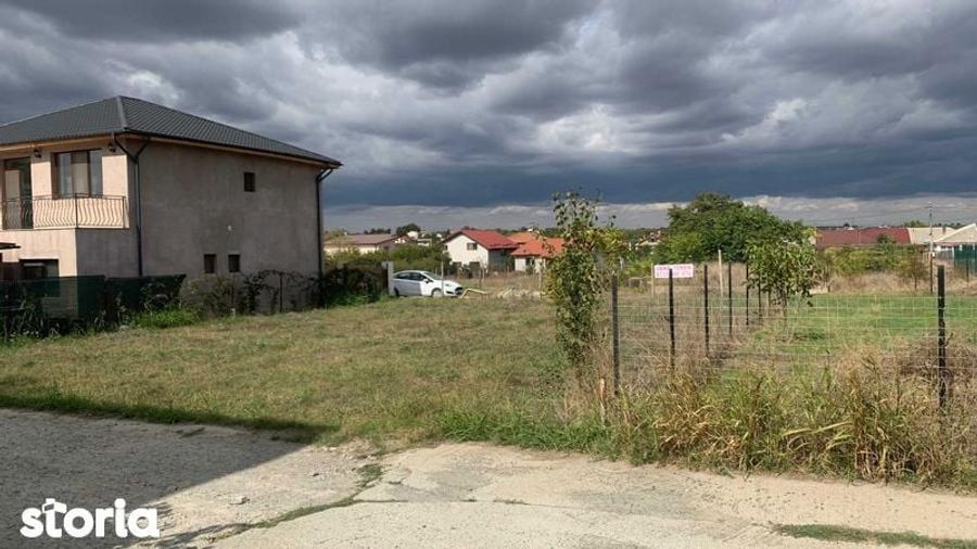 Teren de 400 mp, în Central