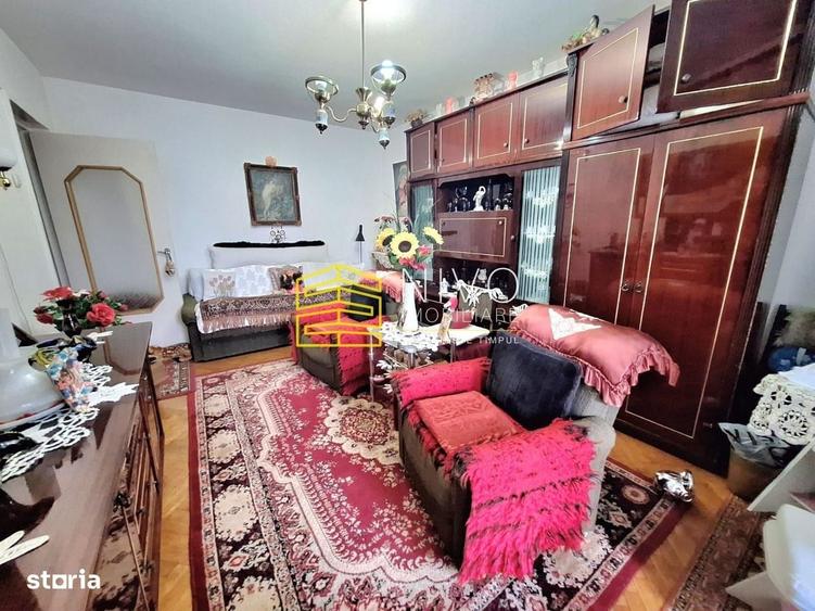 Apartament cu 2 camere decomandat în Tudor
