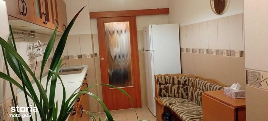 Apartament cu 3 camere în B-dul București