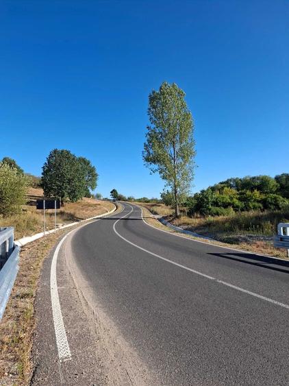 Vand 2 Parcele 1000mp Intravilan + 500mp Gradina - Sarand, Intrare Sat - 1