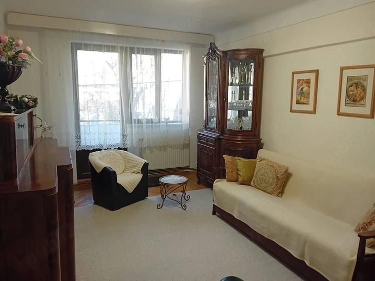 Apartament cu 2 camere semidecomandat în Cornișa