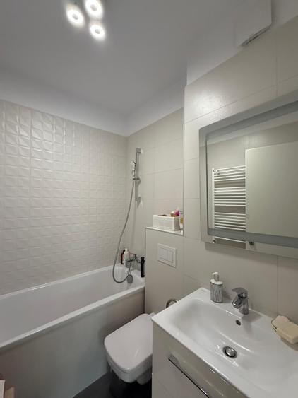 Apartament cu 3 camere în Cotroceni