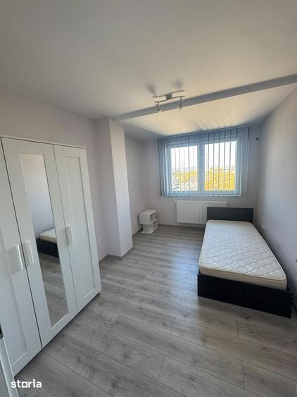 Apartament cu 3 camere semidecomandat în Someșeni